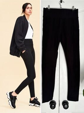 Lou & Grey Black High-Rise Pocket Leggings